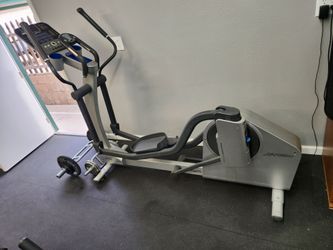 Life Fitness X5 Elliptical Trainer Exercise Workout Gym Equipment