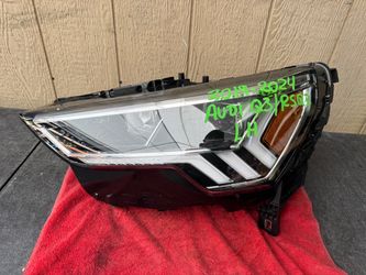 2019 2020 2021 2022 2023 2024 AUDI Q3/RSQ3 LEFT SIDE HEADLIGHT OEM USED