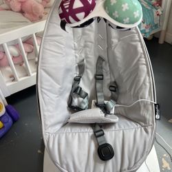 mamaRoo multi-motion baby swing 4 moms