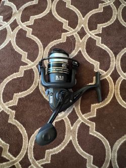 Spinning Reel w Gomexus Knob