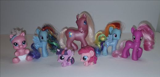 My Little Pony Mixed Lot of 7 Figures G3 & G4 (Flower Wishes, Tinsel Rainbow Dash+)-$33.00