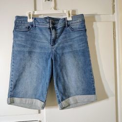 Women's Shorts Size 12