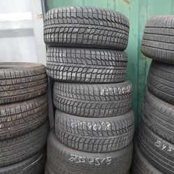 235 40 18 (4) high tread snow used tires FREE installation