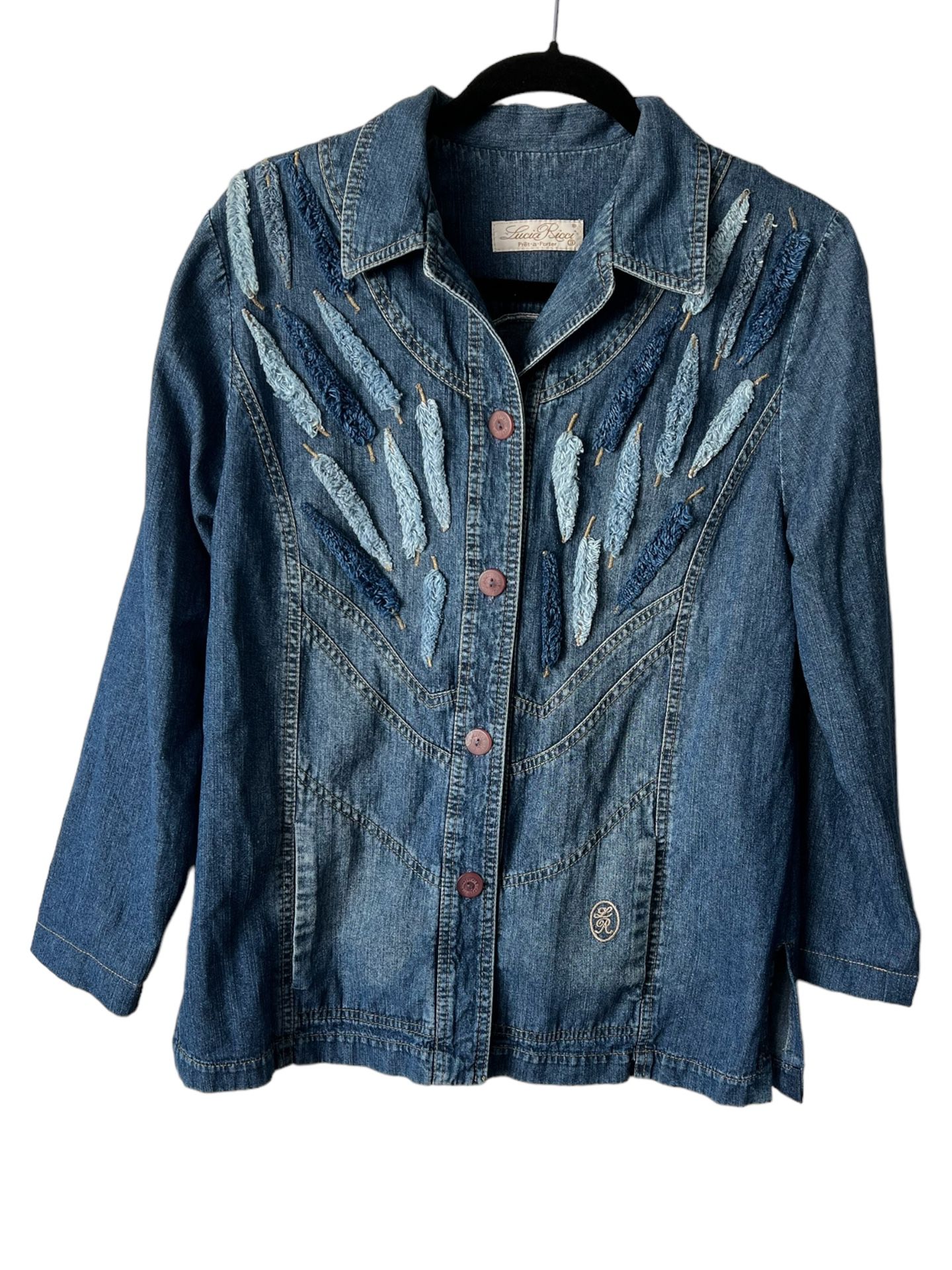 Jean Jacket Lucia Ricci Fitted Sz 3 texture With Some Fur Pre-Porter.  This beautiful blue jean jacket by Lucia Ricci is a must-have for any fashion-f