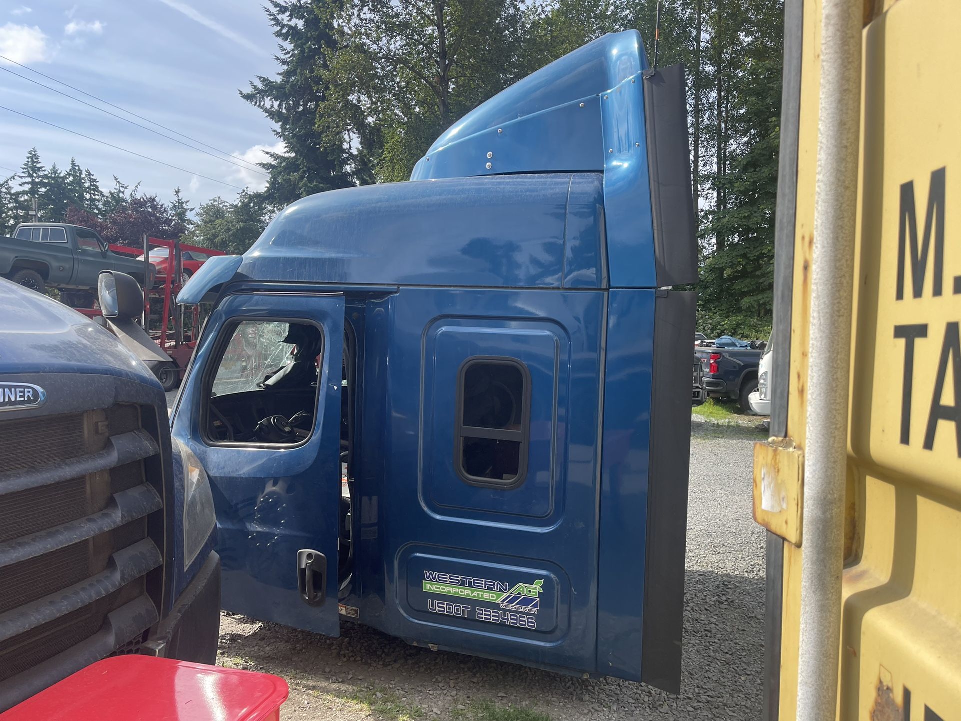 Cascadia 126 parts