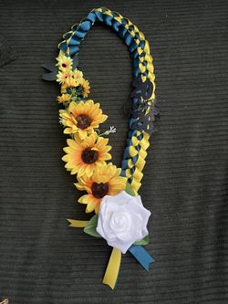 Graduation Leis