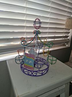 Easter Colorful Metal Wire Cupcake Stand