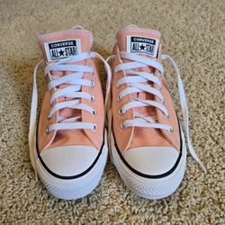 New Converse Shoes Size 10 W 8 M