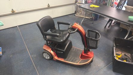 Scooter, pride 3 wheel mobility scooter