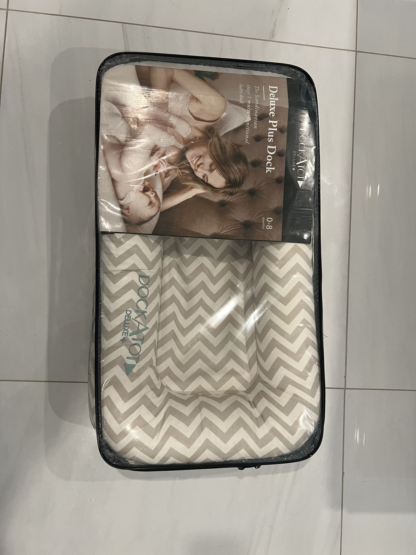 Deluxe+ dock multifunctional docking station