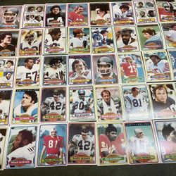 Lot of 50 1980 topps football cards #4