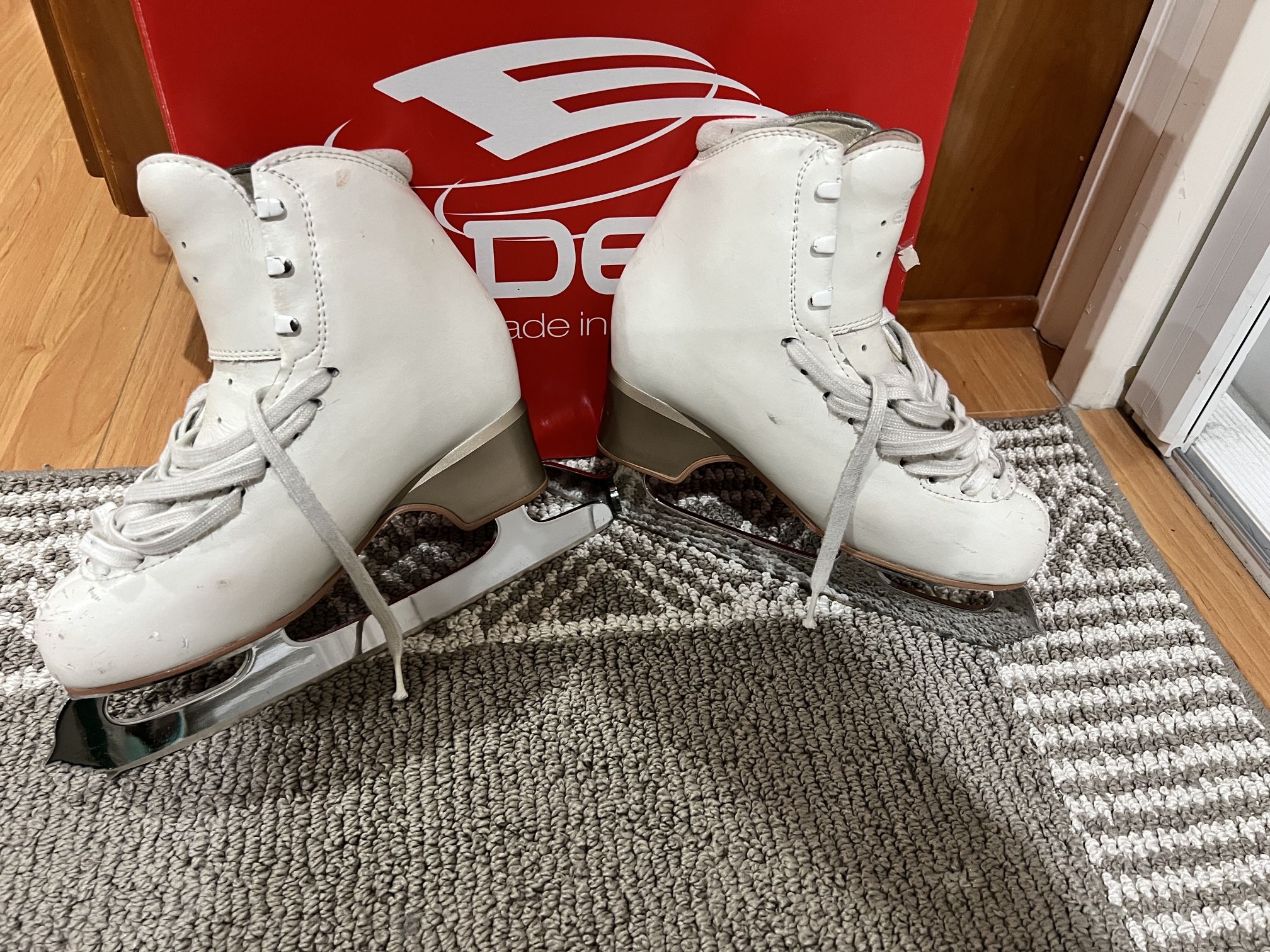 Edea 225 B & MK Professional 8.5” Blades