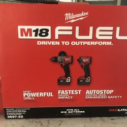 Milwaukee M18 Fuel 18V Lithium-Ion Combo Kit