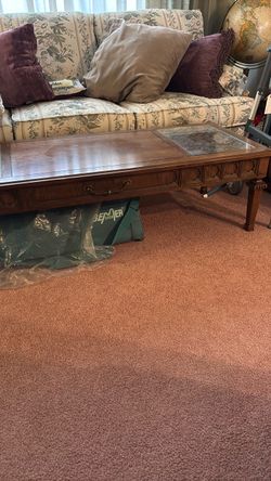 Sofa table-coffee table