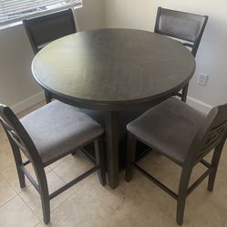 Dinning Table