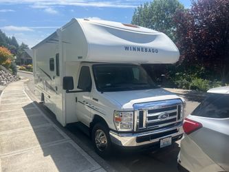 2018 Winnebago Outlook 25J