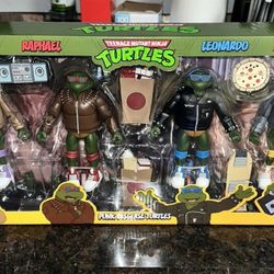 NECA TMNT Punk Disguise Turtles 2024 Exclusive Action Figure 4-Pack
