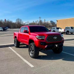 Tacoma 4Runner 3.5” Suspension Lift Kit With INSTALLATION.