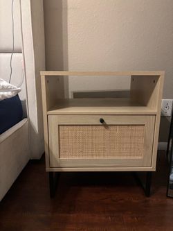 Rattan & Wood Nightstands – Set of 2 🤎