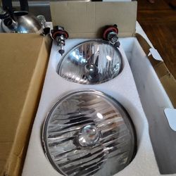 2016 Jeep Wrangler Head Lights 