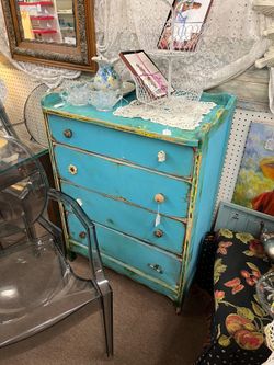 Shabby Blue Chest of Drawers Dresser