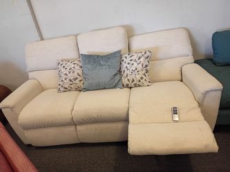 Lazy Boy Power Reclining Sofa $600 Free Delivery 