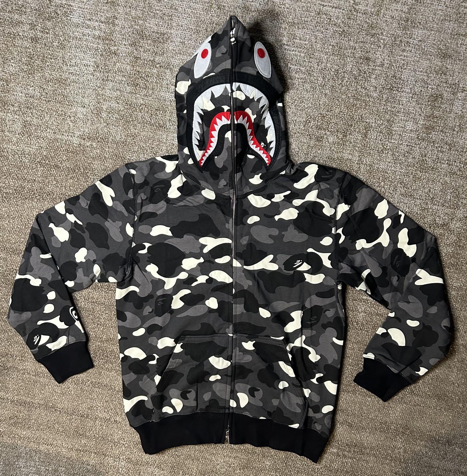 ZIP UP BAPE HOODIE