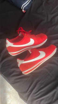Nike Cortex Heart Edition $60