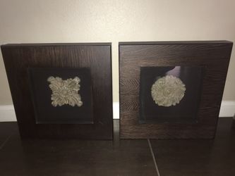 Two Hangable Decorative Frames