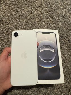 SELLING IPHONE 16E
