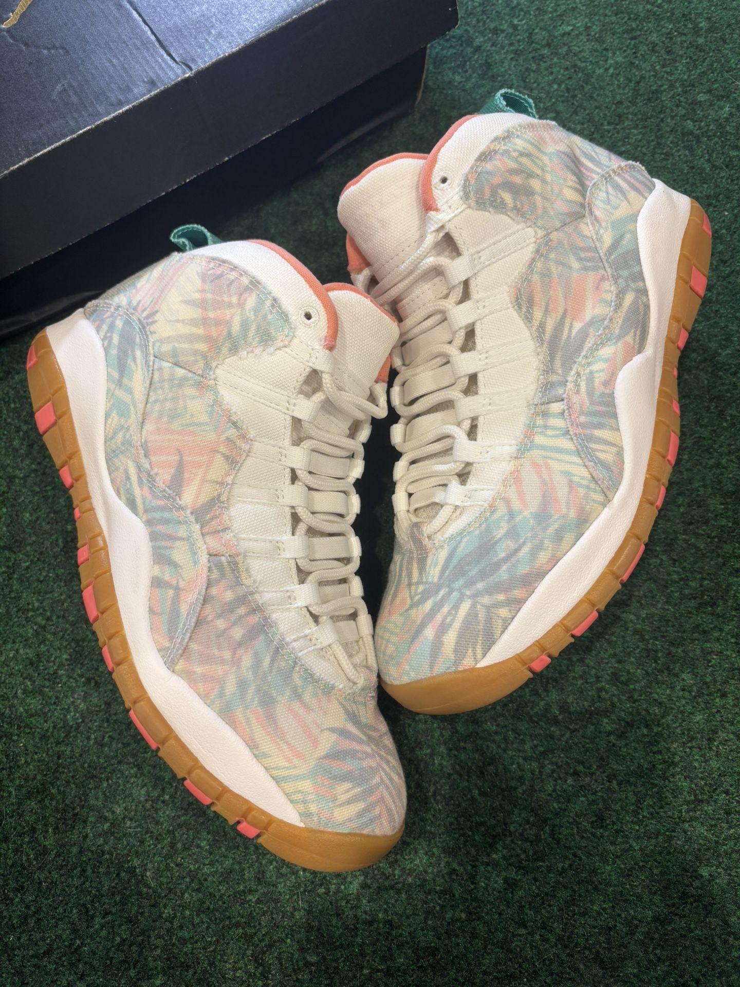 JORDAN 10 SUPER BOWL LIV SIZE 8.5