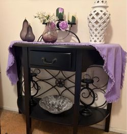 Console table
