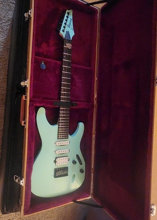Seafoam Green Ibanez S561