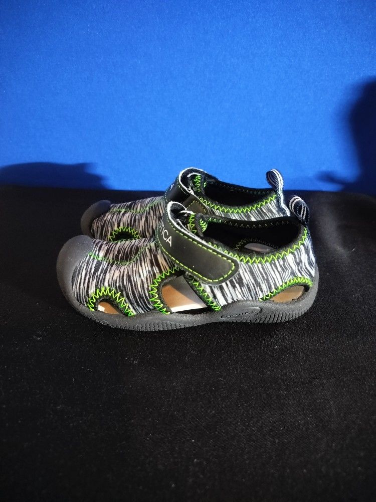 TODDLER KETTLE GULF WATER SHOE BUMP TOE (Size 8C)
