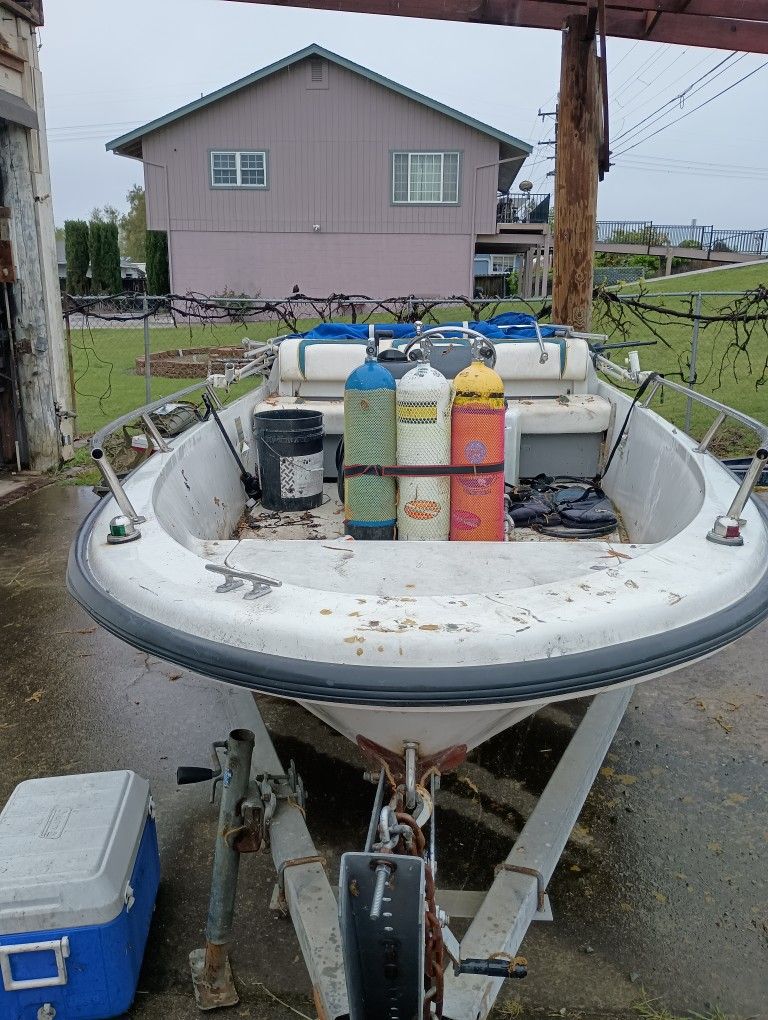 Boston Whaler Rage 15 W/Trailer . NO MOTOR . But Trailer Worth at least asking Price.