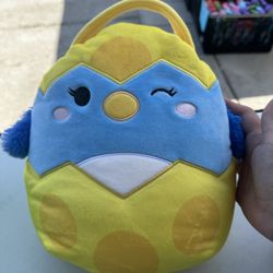 Easter Basket  “SQUISHMALLOWS”