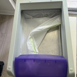 Petsafe Automatic Cat Litter box W/ Metal Tray