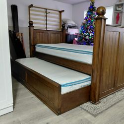 Wood Trundle Bed 