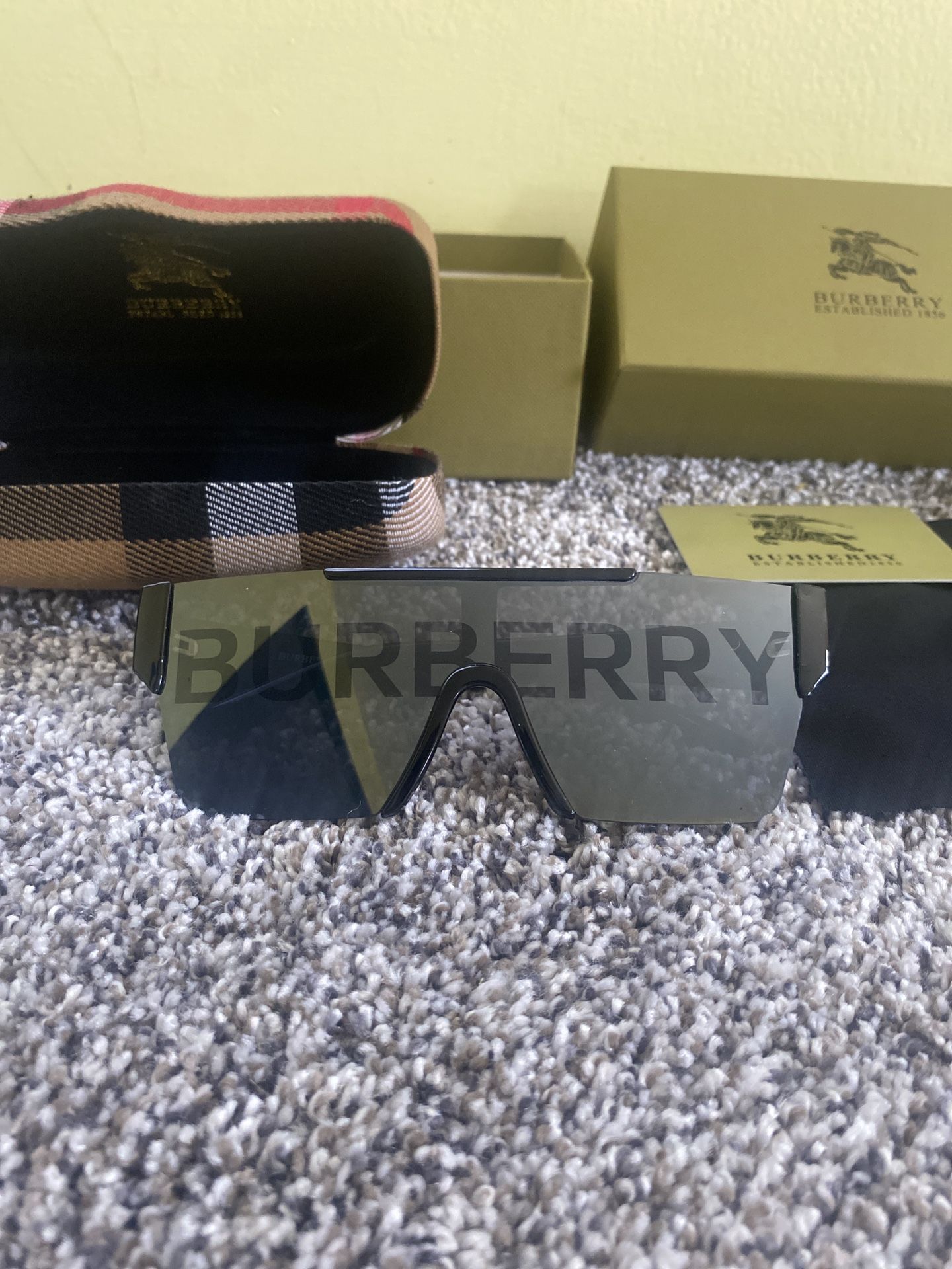 Burberry Sunglasses
