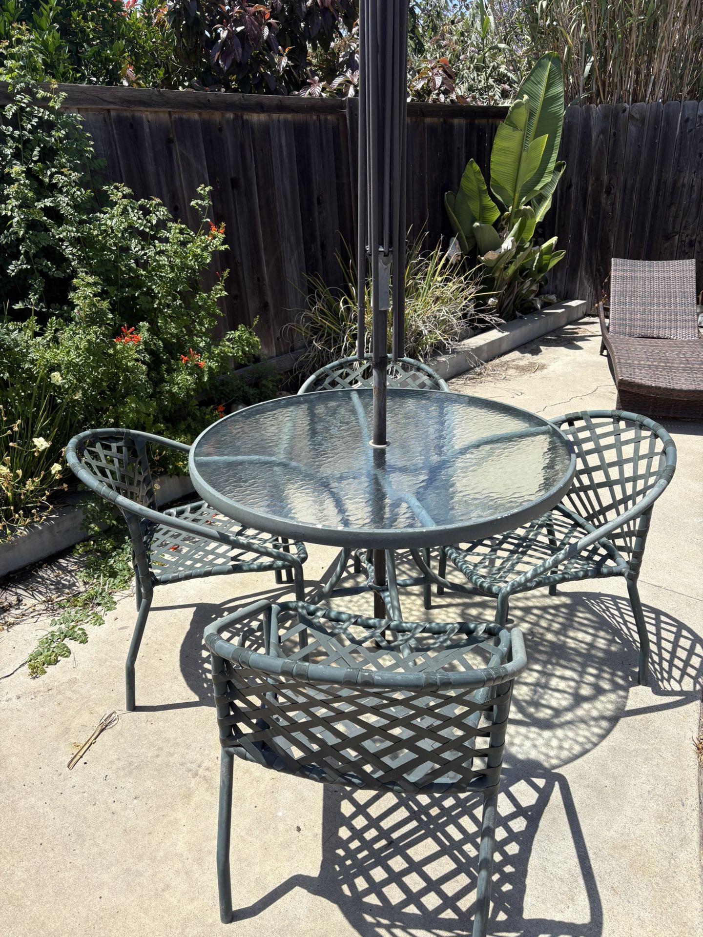 Patio Table Set and Umbrella Frame