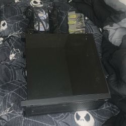 A Corsair 4000d Case Rtx 2070 Super and A Cooler Master 240mm Argb Cooler 