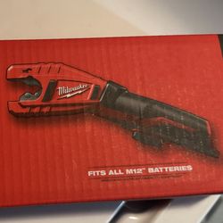 New Milwaukee M12 -12V Lithium-lon Cordless copper tubing cutter tool only still in box .