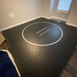 Very Good Conditions Wrestling Mat 
