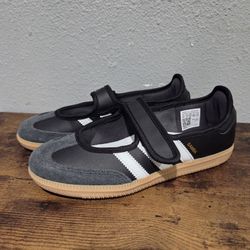 Mary Jane Sambas 4.5 YOUTH