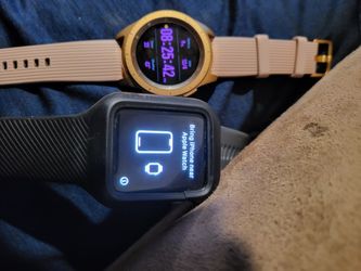 Samsung Galaxy Watch Rose Gold, Apple Sold Already 