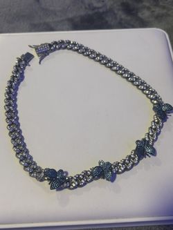 Butterfly Diamond Chain
