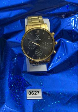 Aurionn Men’s Analog Quartz Chronograph Watch Black Dial Gold Tone Bracelet