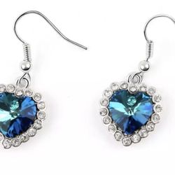 Gorgeous Heart Rhinestone Earrings