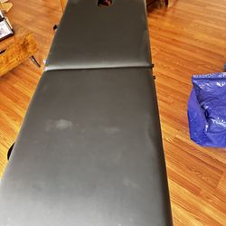 Massage Table 