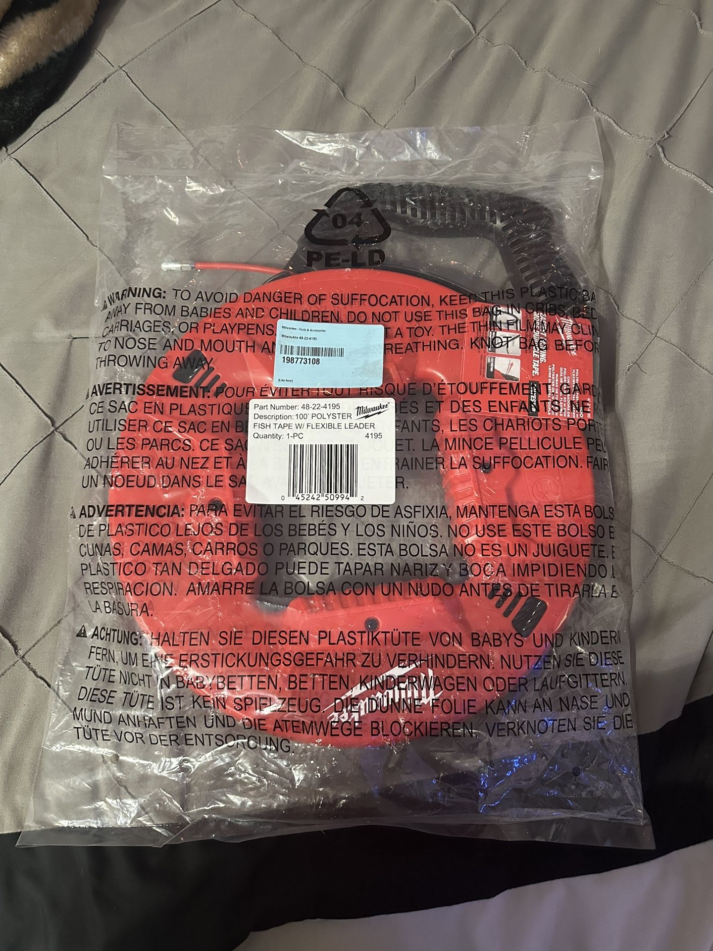 Milwaukee 100 Polyester Fish Tape with Flexible Metal Leader - Main Image